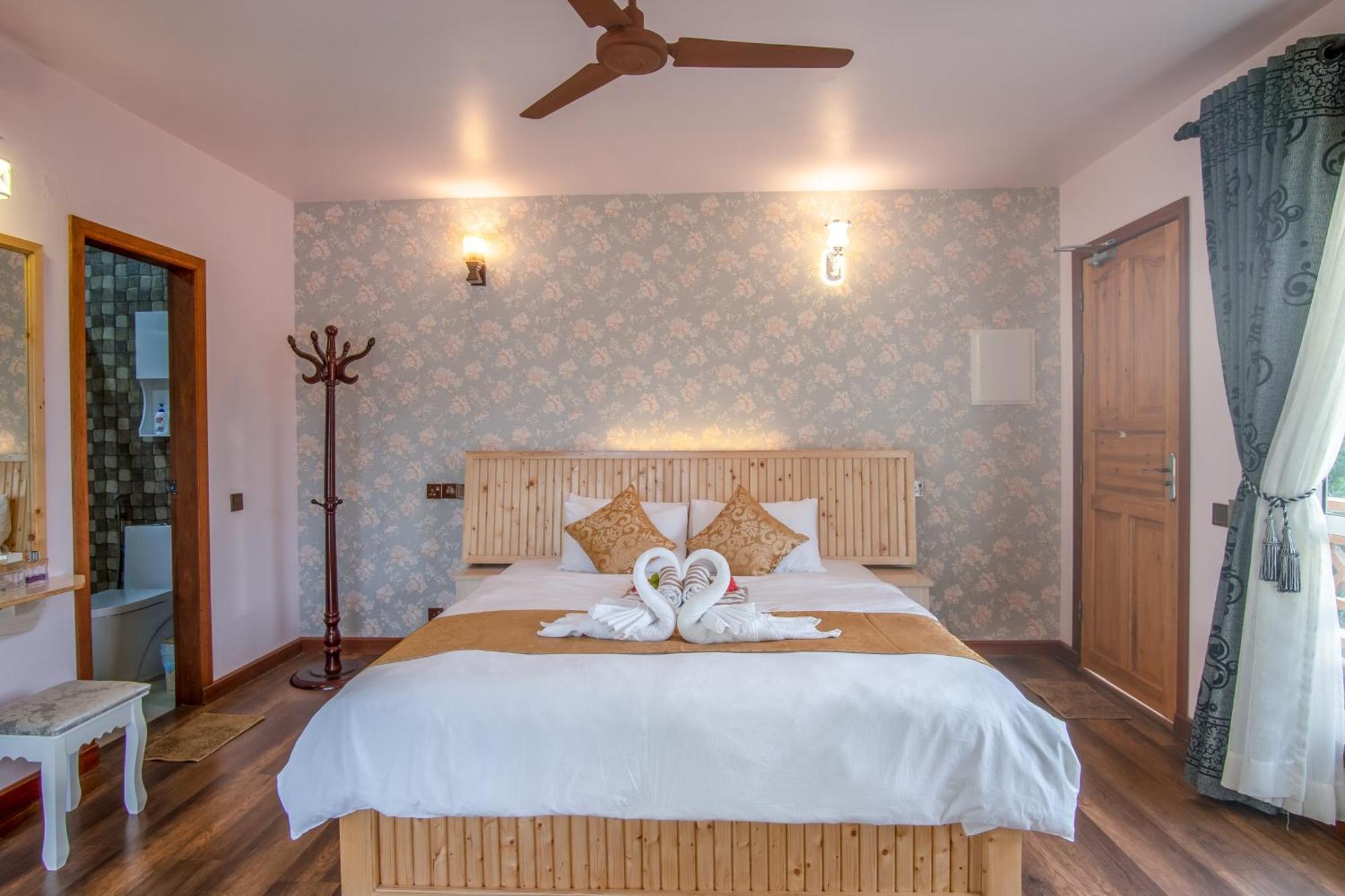Ostrov Palm Hotel Ukulhas Island Exterior photo